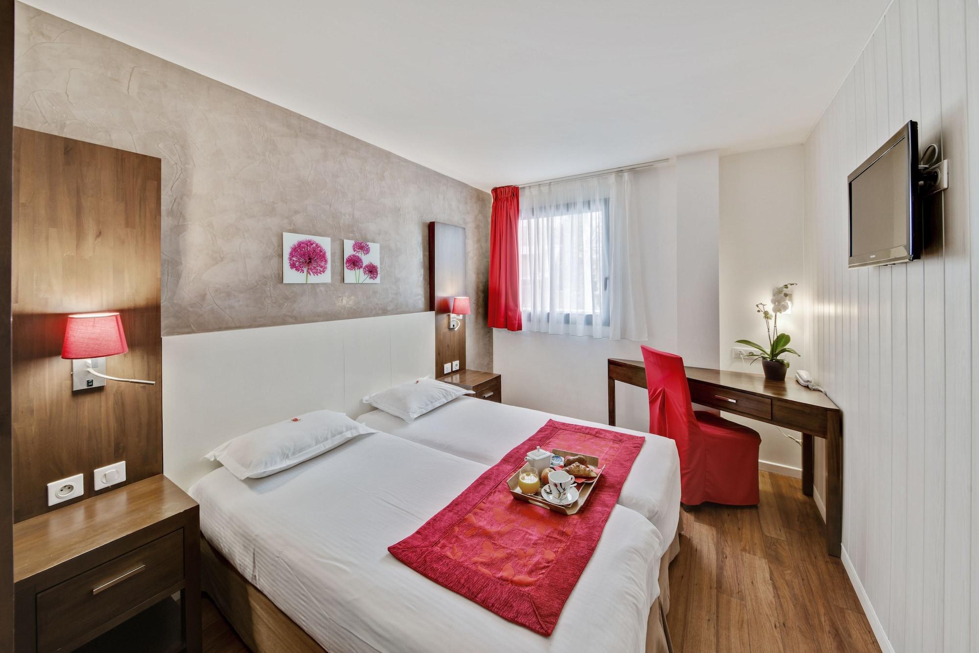 Hotel Paris Pacific Paris-Villejuif- Pres Du Metro L'Hay Les Roses Ligne 14 - Direct Paris-Aeroport Orly Et Institut Gustave Roussi Bagian luar foto