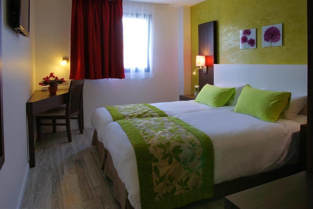 Hotel Paris Pacific Paris-Villejuif- Pres Du Metro L'Hay Les Roses Ligne 14 - Direct Paris-Aeroport Orly Et Institut Gustave Roussi Ruang foto